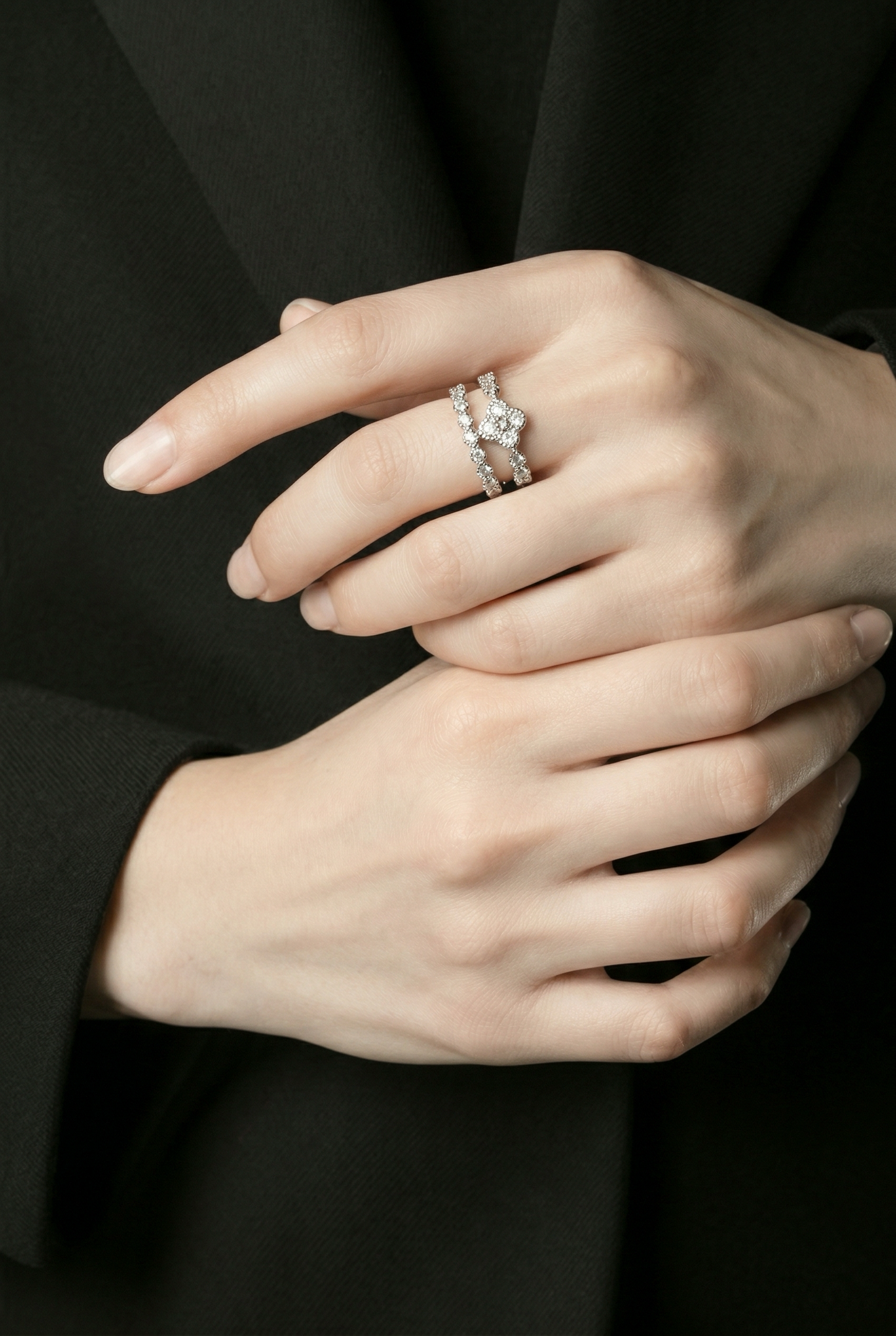 Double Layer Clover Ring