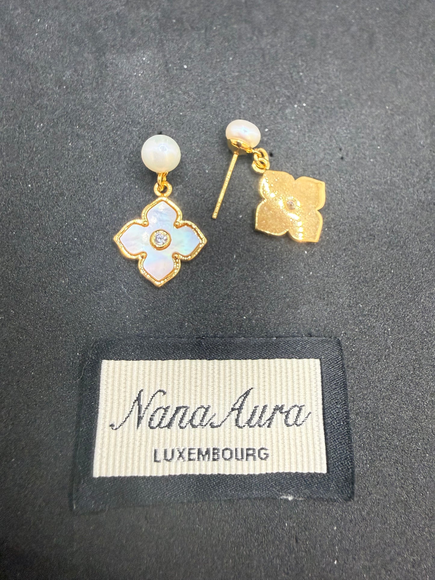 Pearl Clover Glow Earrings