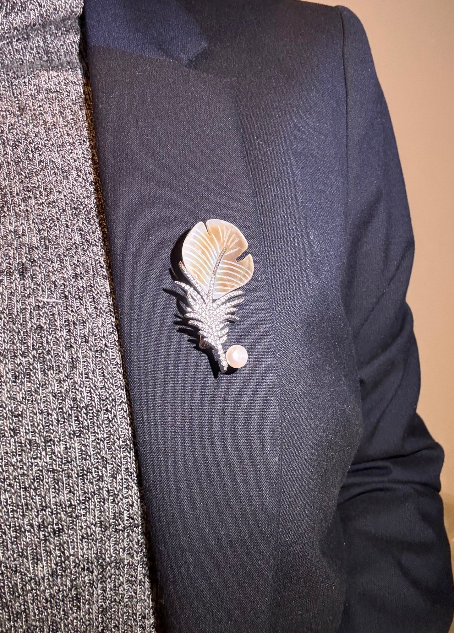 Palm Whisper Brooch