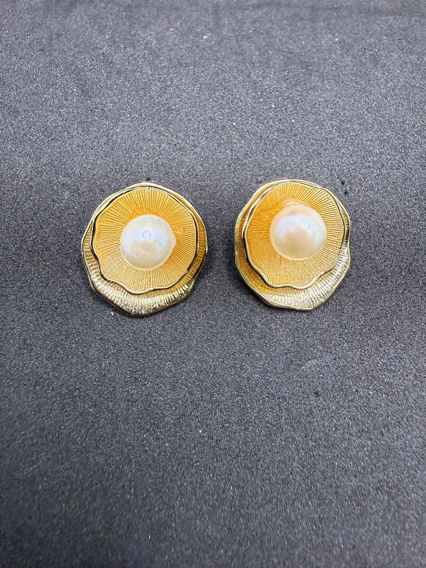 Golden Bloom Pearl Earrings