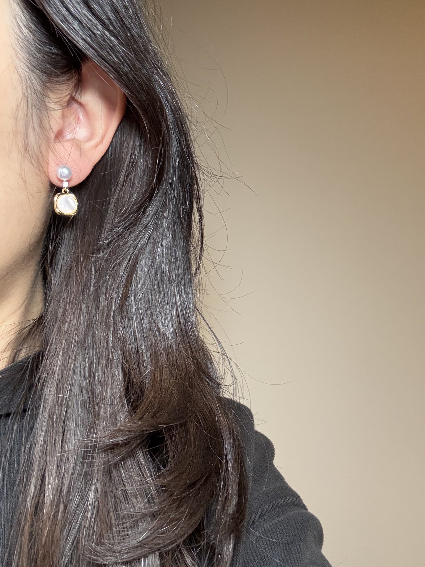 Wave Pearls Earrings - Multicolor