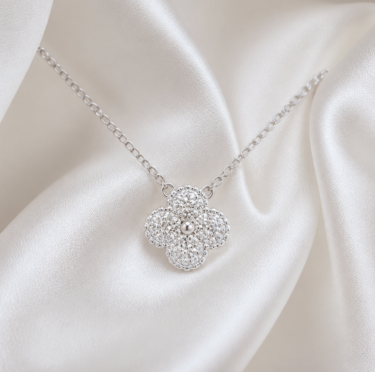 Flora Clover Necklace