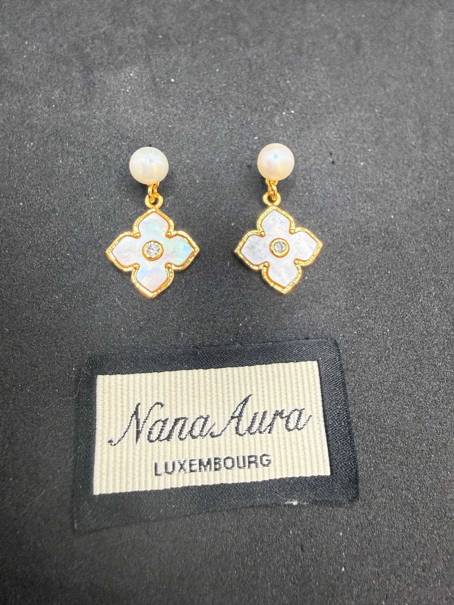 Pearl Clover Glow Earrings