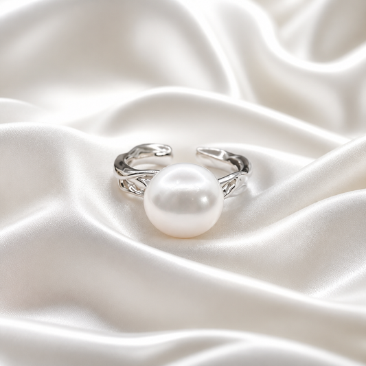 Twist Band Baroque Pearl Ring