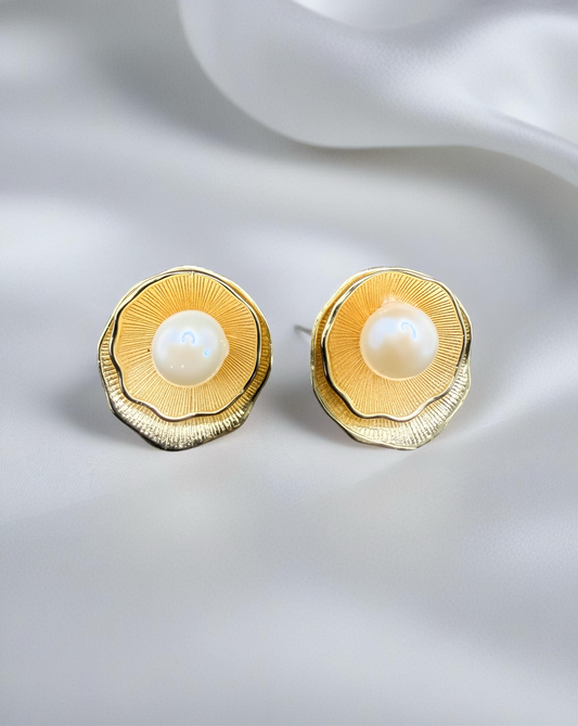 Golden Bloom Pearl Earrings