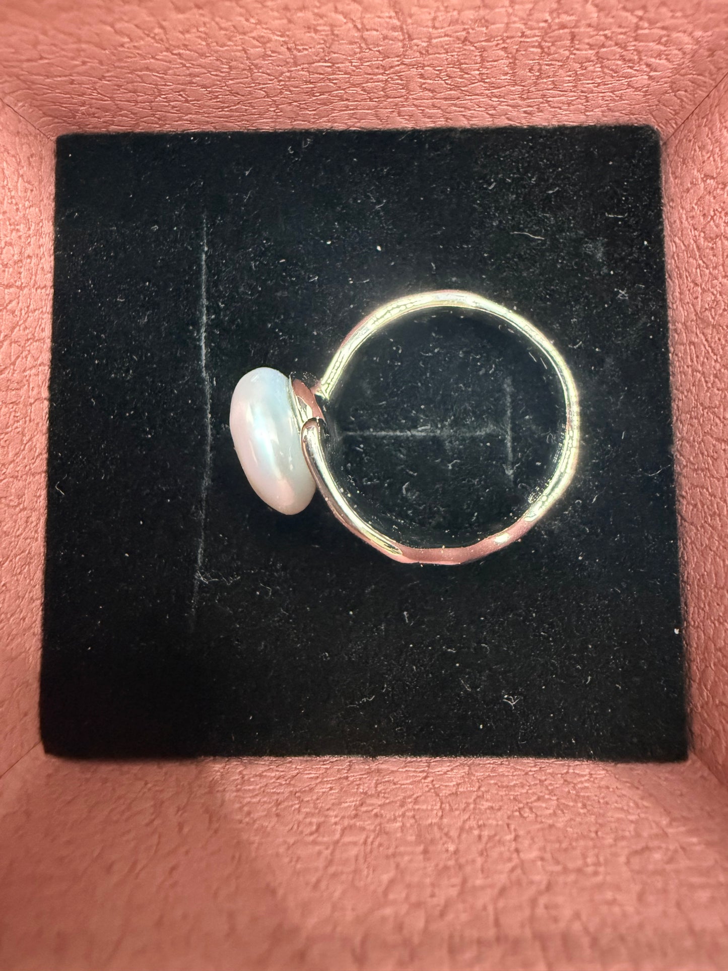 Wave Wrap Button Pearl Ring