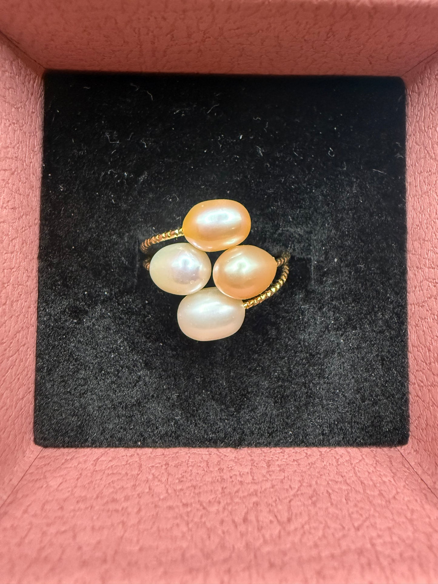 Dua Twist Twin Pearl Ring