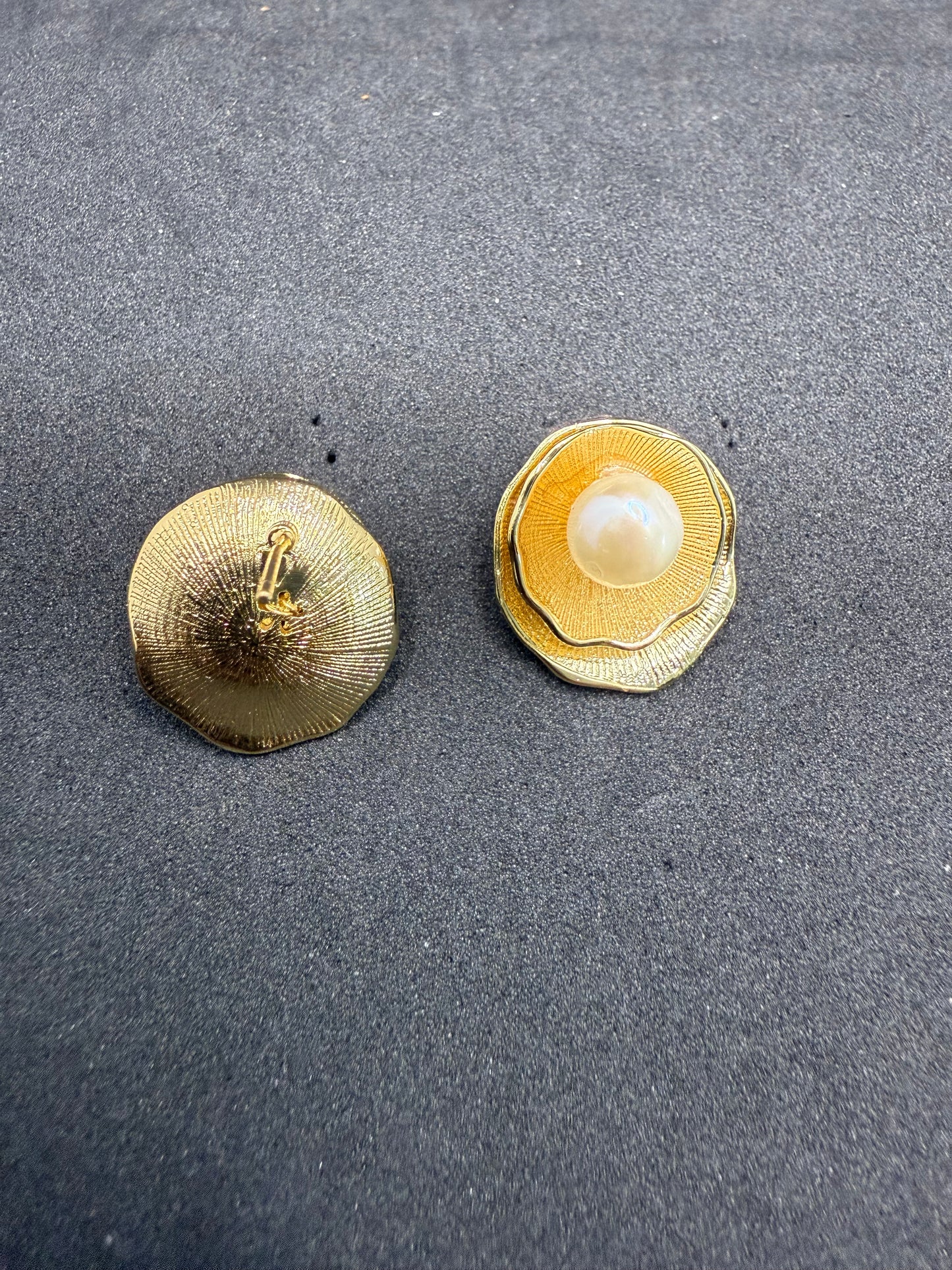 Golden Bloom Pearl Earrings