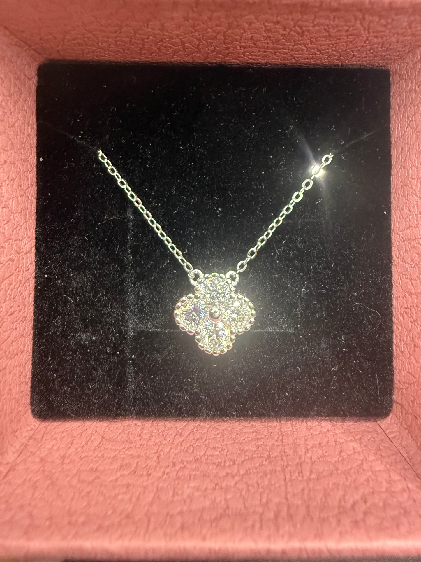 Flora Clover Necklace