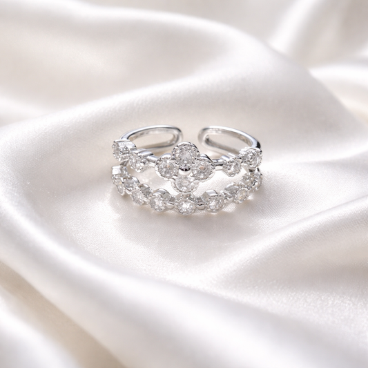 Double Layer Clover Ring