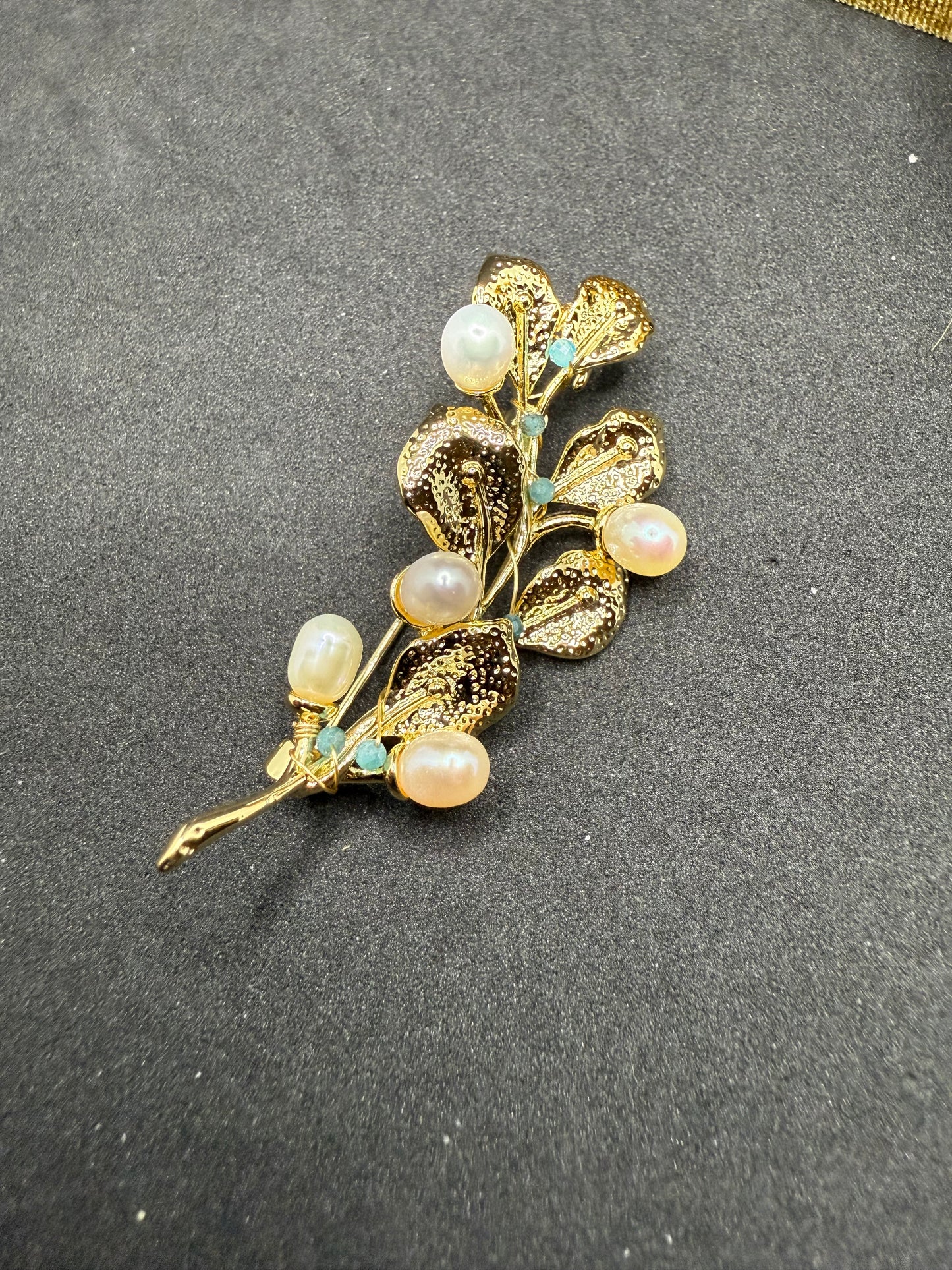 Leaf-Inspired Brooch