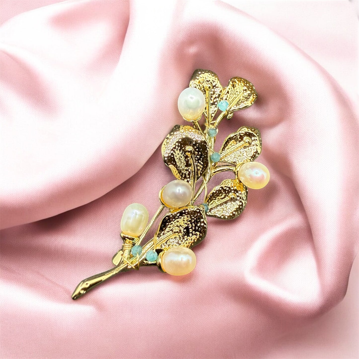 Leaf-Inspired Brooch