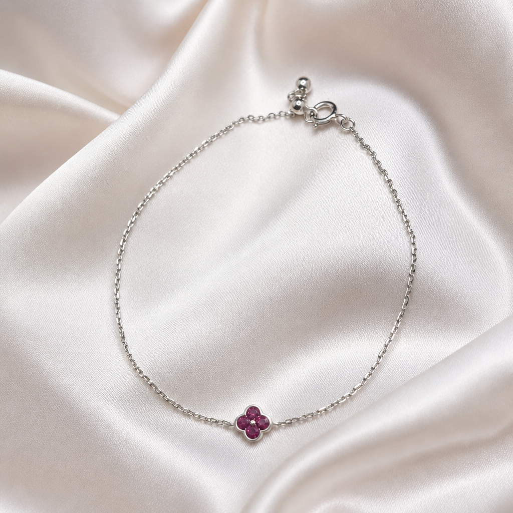 Rubyne Single Clover Bracelet
