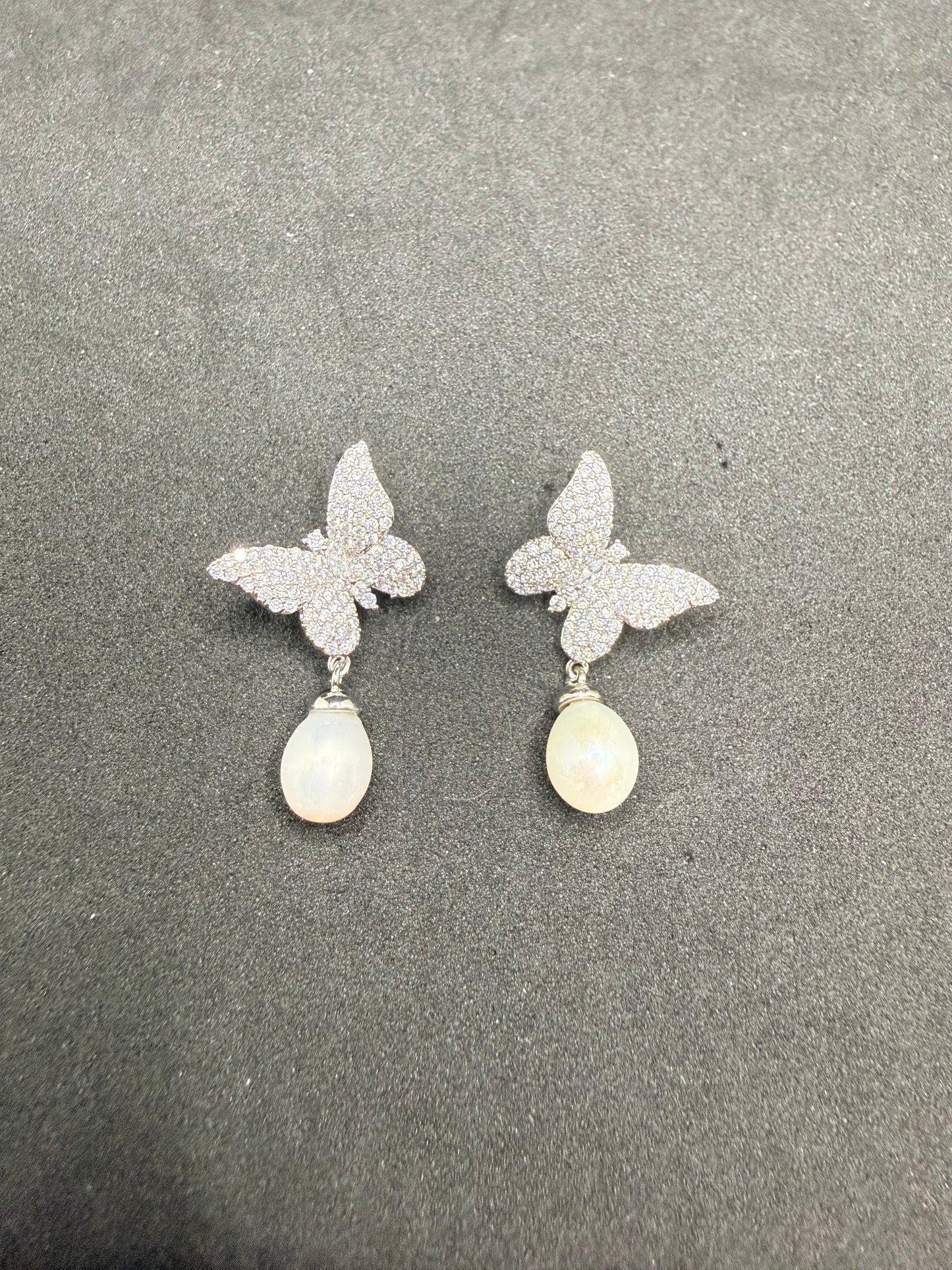 Lila Butterfly Earrings
