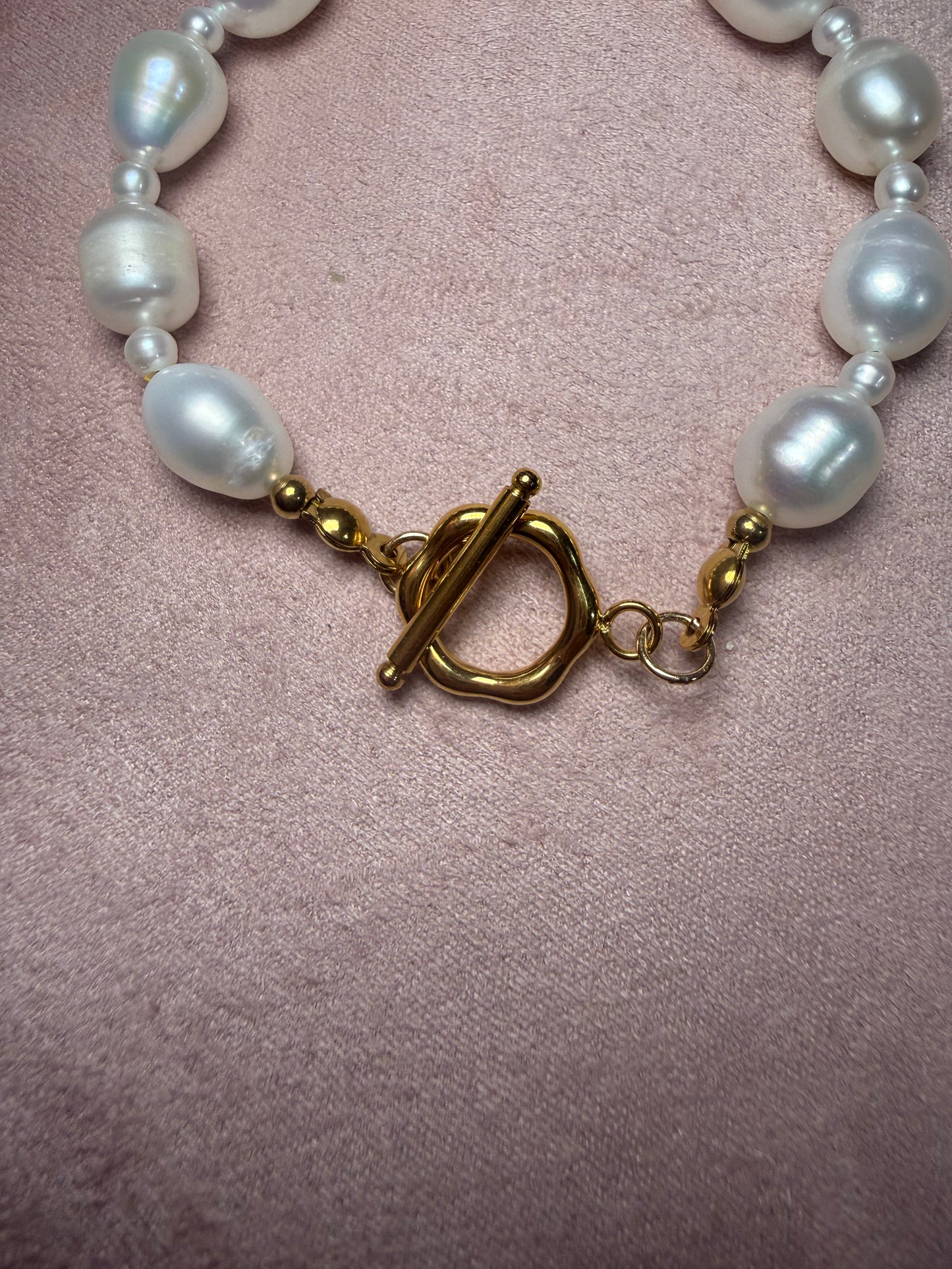 Elara Pearl Toggle Bracelet