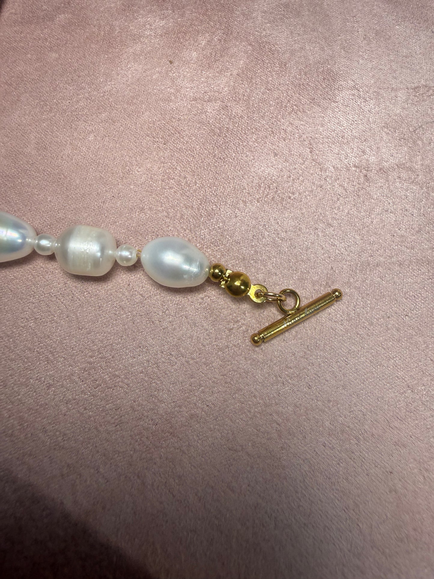 Elara Pearl Toggle Bracelet