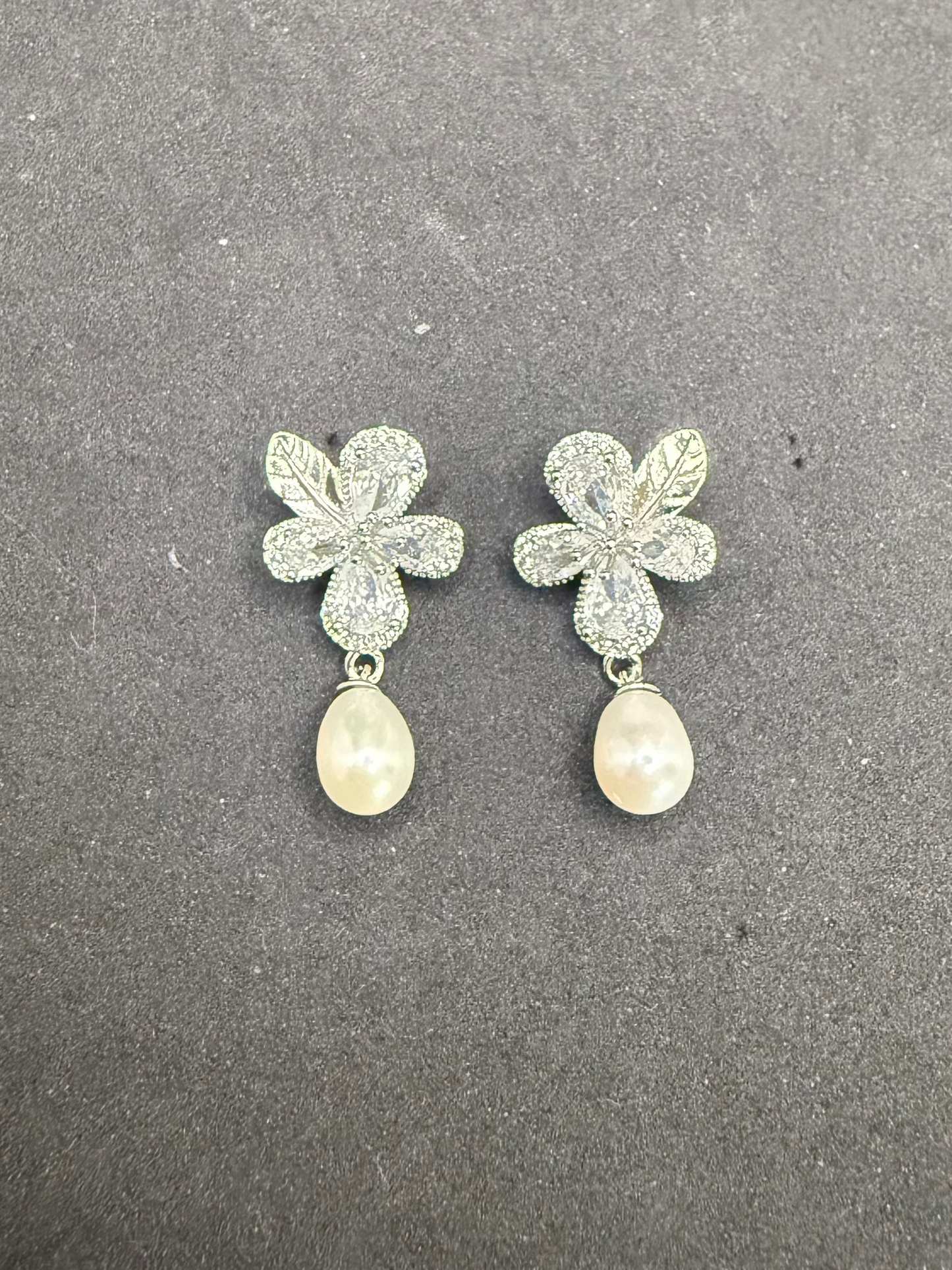 Liora Pearl Earrings