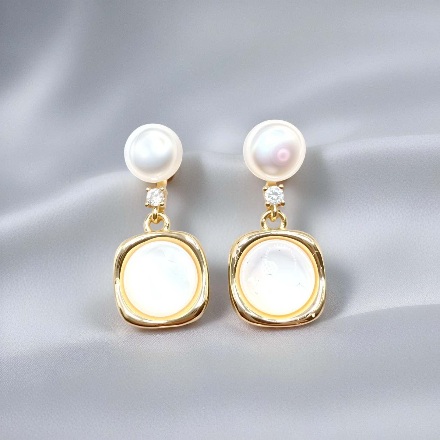Wave Pearls Earrings - Multicolor