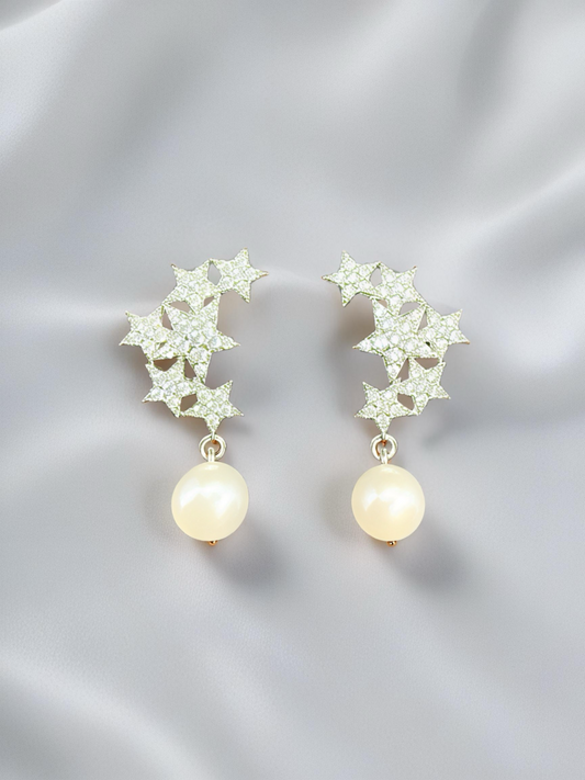 Lyra Pearl Earrings