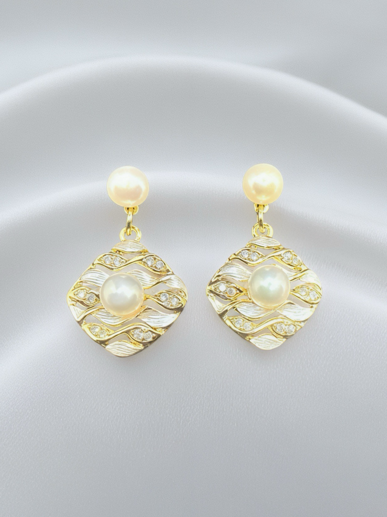 Aurea Wave Earrings