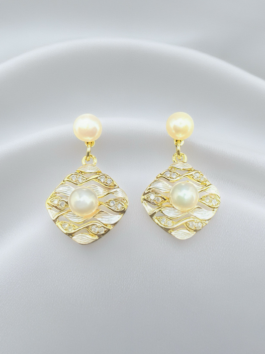 Aurea Wave Earrings